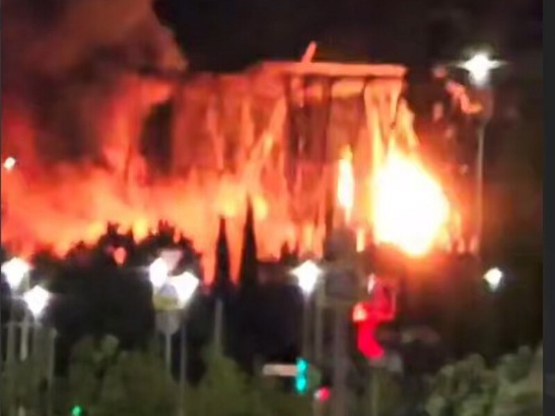 Ночью дроны атаковали нефтебазу возле Сочи. Произошел пожар