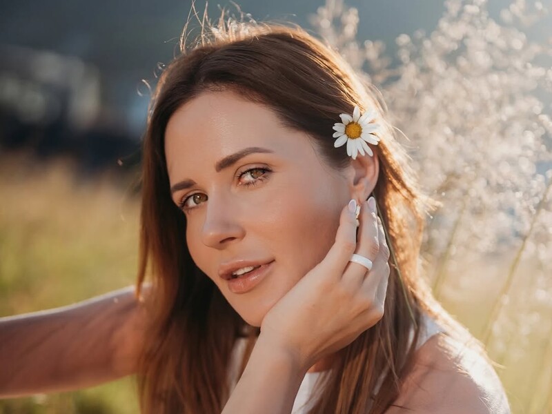 Денисенко изменила образ до неузнаваемости. Как выглядит актриса