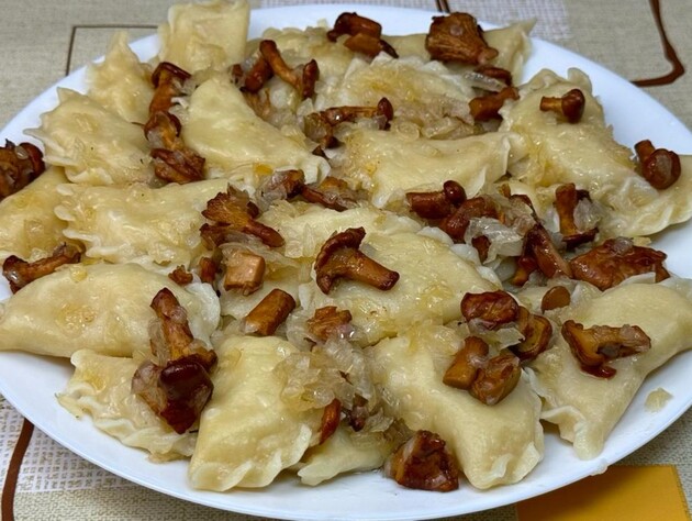 Добавьте это к муке – и вареники не разварятся. Идеальный рецепт универсального теста