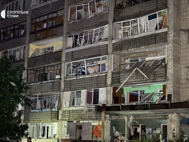 Россияне атаковали Сумы. В результате обстрела области по меньшей мере 14 пострадавших, среди них – дети