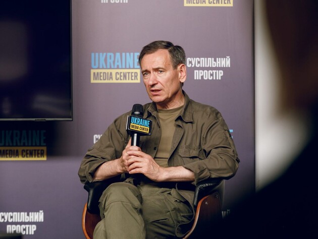 Контракт для тих, кому за 60. Нардеп пояснив, яких спеціалістів потребує українське військо