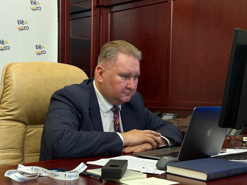 Віцепрем'єр України з євроінтеграції запевнив ЄС, що новий закон "не загрожує незалежності НАБУ та САП"