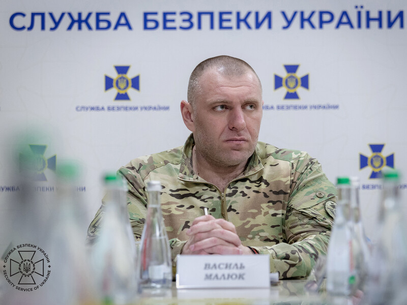 "Русаков, бл...дь, нахватали". Малюк заявил, что ФСБ проникла в НАБУ и "свесила ноги"