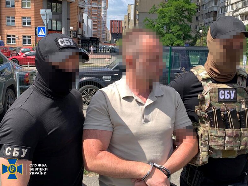 СБУ задержала экс-чиновника КГГА по подозрению в хищении помощи тяжелобольным. Раньше он выступал против помощи бездомным