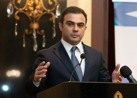 Путініст Марков у звільненій Шуші почувався чужим. У РФ його за це облили помиями