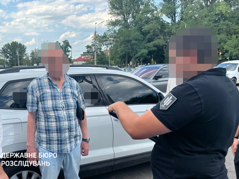 З пораненого бійця, якого мали комісувати, взяли $4 тис. й оформили часткову придатність – ДБР