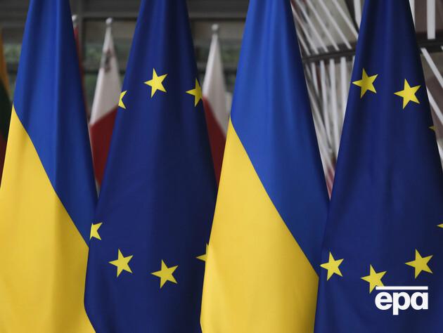 Депутат Європарламенту повідомив, що ЄС відклав виплати для України. У чому річ?