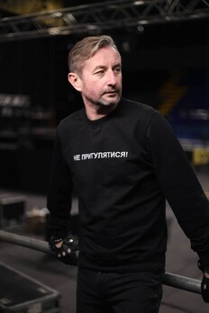 Смерті стало забагато. Ось і вчора – приходила, забрала одного з нас, нагадала про себе