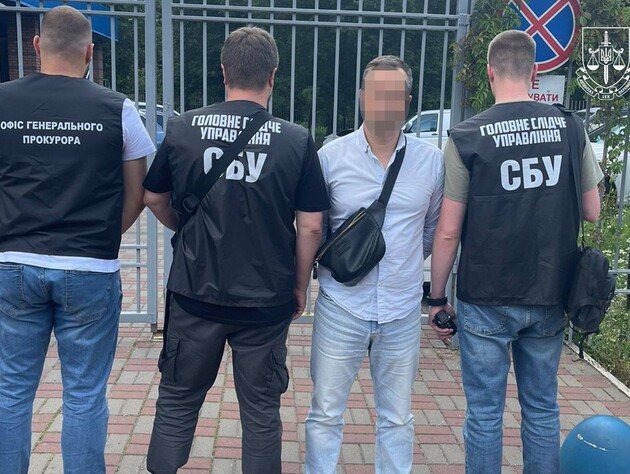 Посадовця Київського ТЦК підозрюють у вимаганні $3,5 тис. хабаря за зняття з розшуку військовозобов'язаного