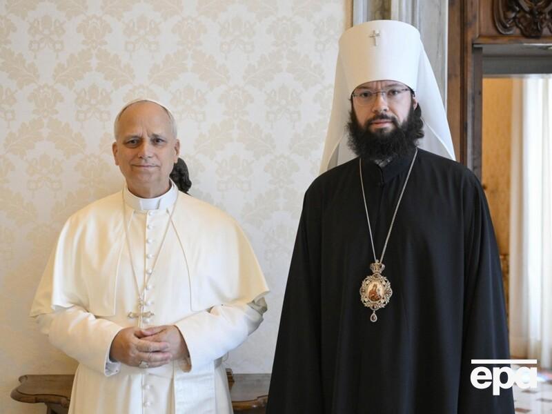 Російський митрополит поскаржився папі римському на "переслідування" УПЦ в Україні