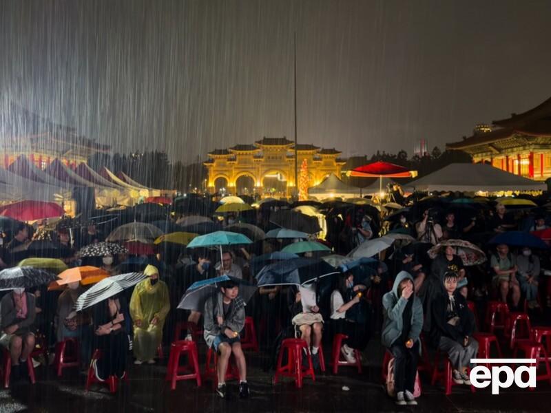 Китай накрили сильні зливи. Є загиблі та зниклі безвісти