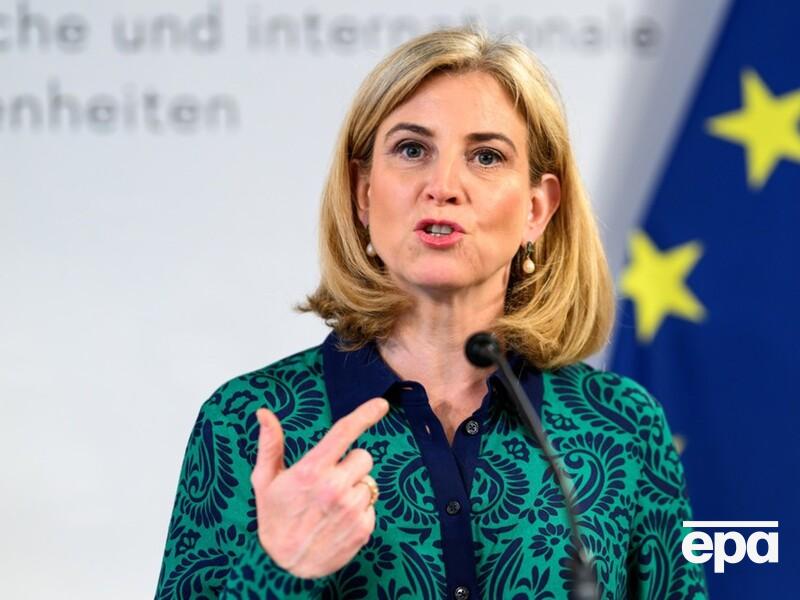 Глава МЗС Австрії: Путін знає, що в нього закінчується час, тому веде війну з такою інтенсивністю