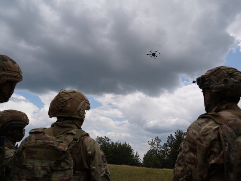 ВСУ уничтожили оккупантов, которые пытались штурмовать на велосипедах на покровском направлении. Видео
