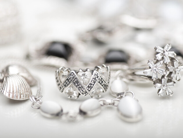 Срібло в культурі: символіка й популярність