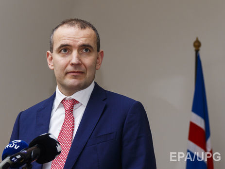 Президенту Исландии пришлось оправдываться после заявления, что он не любит пиццу с ананасами
