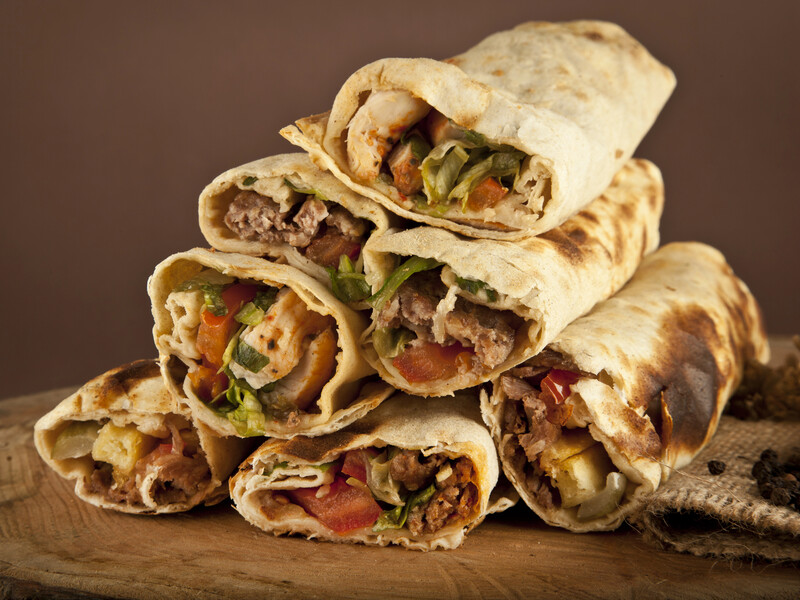 Ленивый кебаб готовится просто, а на вкус не хуже традиционного. Запишите рецепт