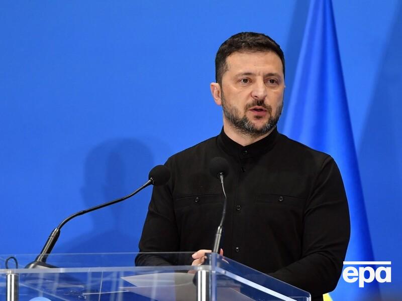 "Це посилить обидві країни". Зеленський говорив із Трампом про масштабні угоди щодо зброї