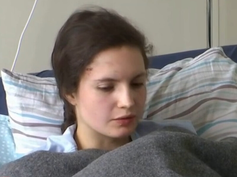 У Києві дівчина вижила після того, як її ударною хвилею викинуло з дев'ятого поверху