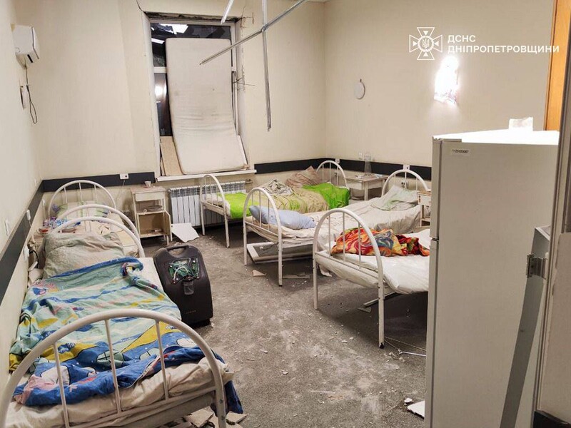 "Я звал и не дозвался". Муж беременной, погибшей в Каменском, в момент удара говорил с ней по телефону