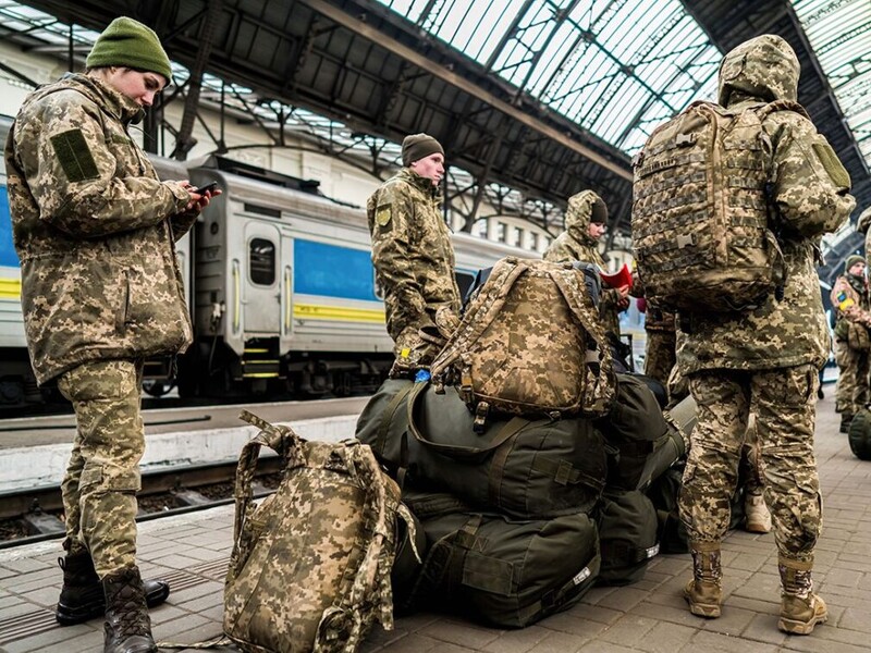 Кто из военных получил дополнительные 14 дней отпуска? Объяснение ОП