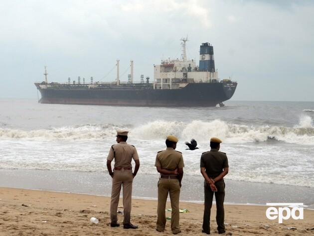 Индийские нефтеперерабатывающие заводы приостанавливают закупки российской нефти – Reuters