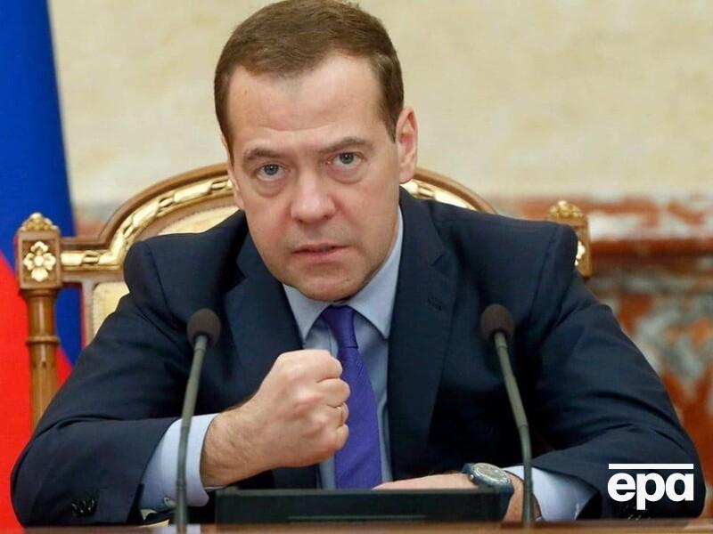 "Сторожевой пес" Путина Медведев стал удобным собеседником для Трампа – NYT