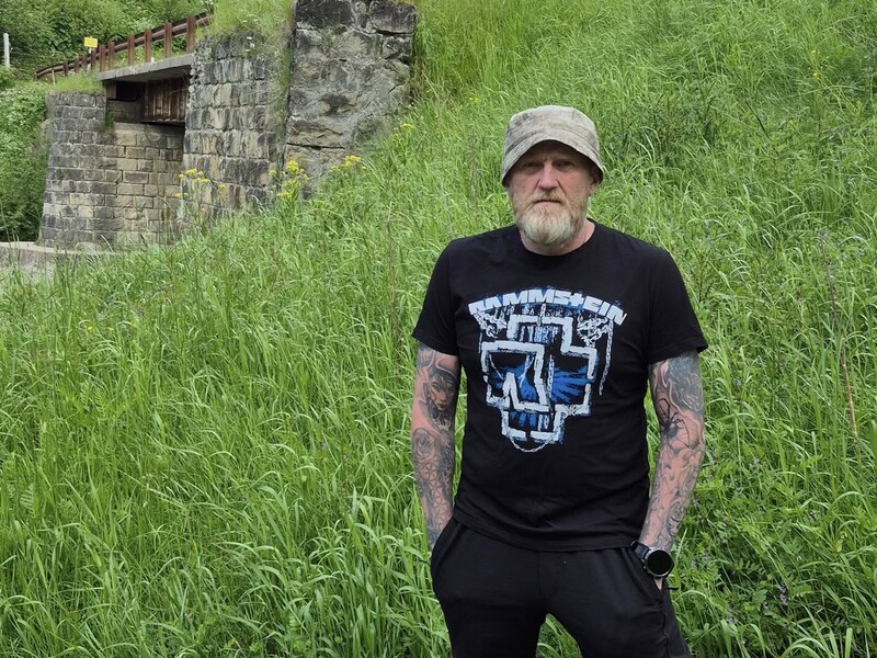 Американська реперка висміяла фото українського морпіха після полону РФ. Військовий відповів