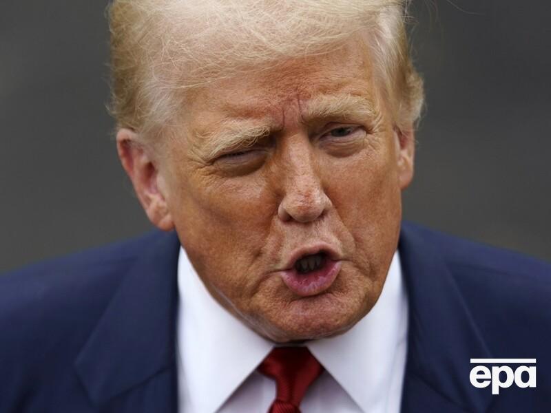 Трамп заявил, что атомные подводные лодки США теперь "ближе к России"