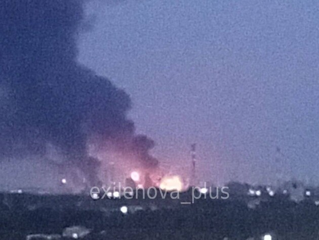 Российскую Рязань атаковали беспилотники, возник пожар в районе НПЗ