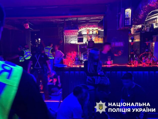 Учасників вечірки в київському гей-клубі в День жалоби доправили в ТЦК – ЗМІ
