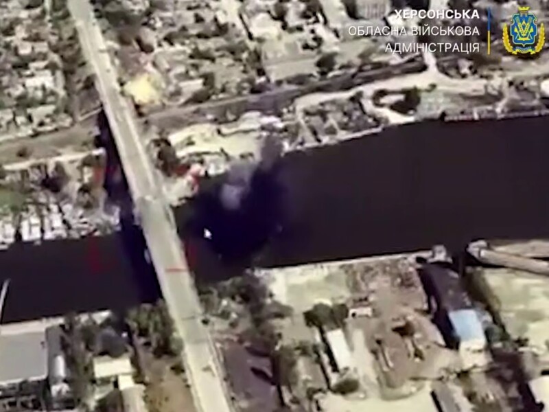 В результате российской атаки на район Корабел в Херсоне есть погибший