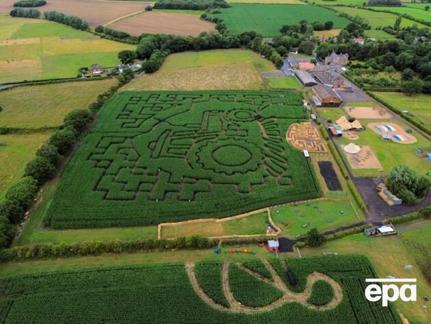 В Великобритании группа неонацистов хочет создать места, где будут жить исключительно белые