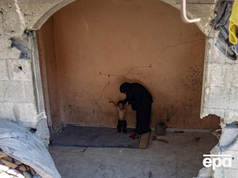 Великобритания будет эвакуировать детей из Газы