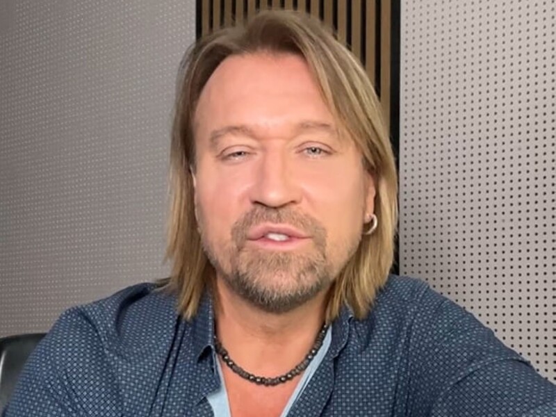 Винник уперше розповів правду про свій таємний шлюб із беквокалісткою