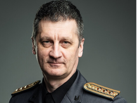 Сурло Путіна загрузло в Україні, до нього ззаду прилаштувався Китай