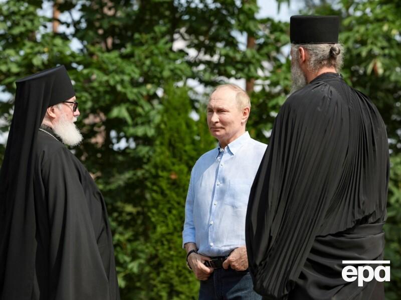 В монастыре, куда Путин ездит каждый год, он спасался от уголовного преследования – СМИ
