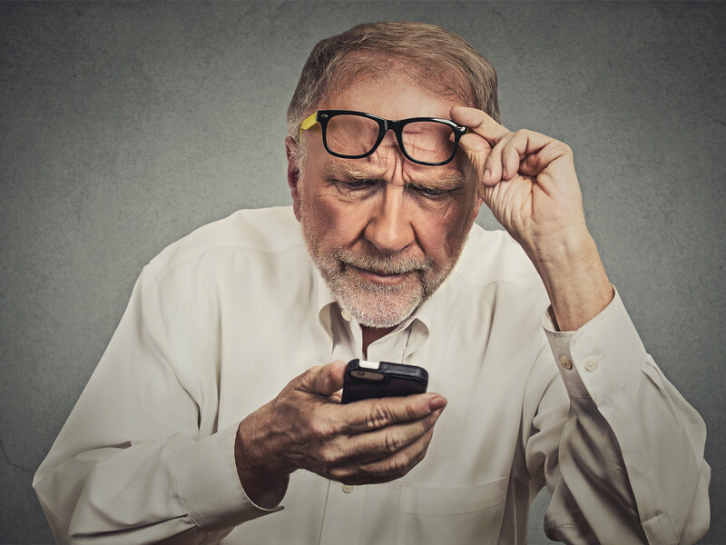 Науковці визначили переломний момент, коли старіння людини різко прискорюється