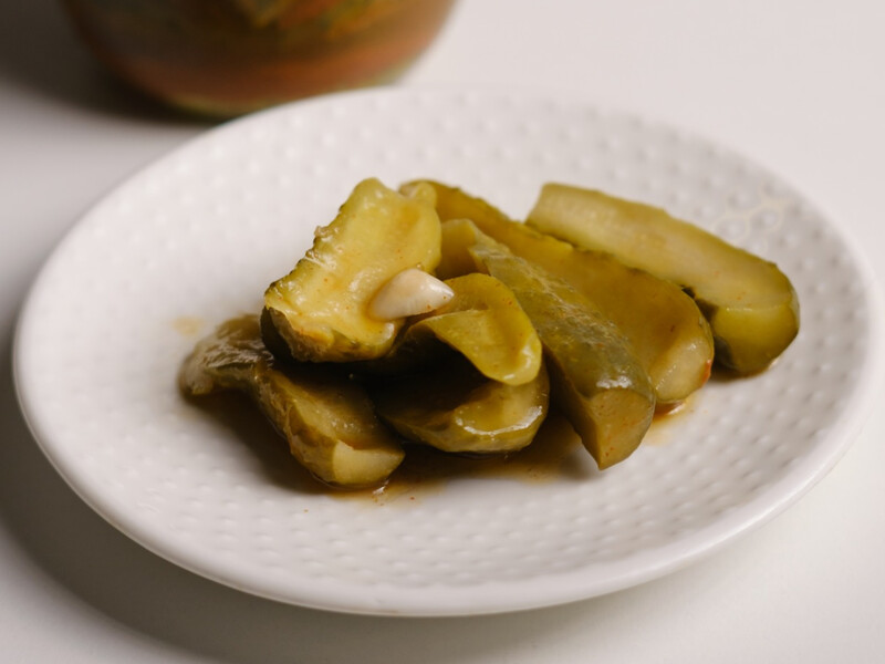 Хрустящие, пикантные и очень вкусные огурцы-