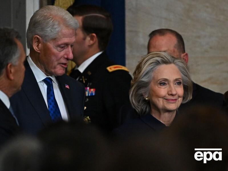 Билла и Хиллари Клинтон вызвали для дачи показаний по делу Эпштейна