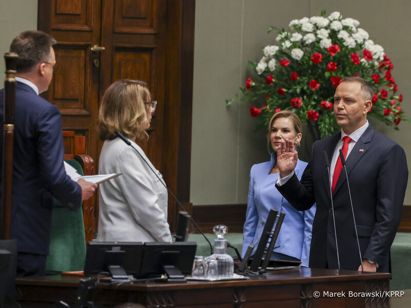 "Буду голосом поляков". Навроцкий принял присягу президента