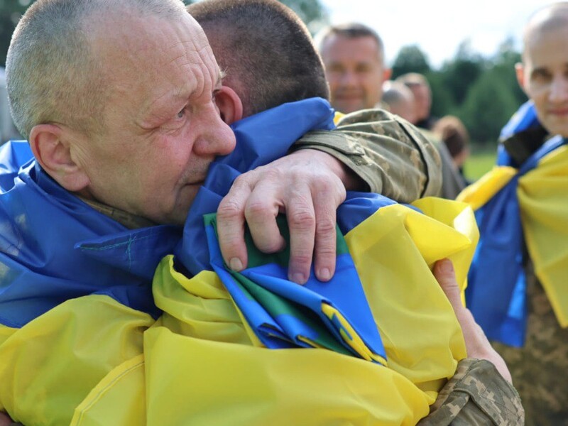 Травмы, полученные военными в плену, планируют приравнять к боевым – Шмыгаль