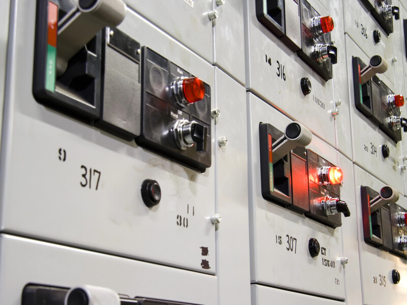 Уряд має відновити контроль над тарифною політикою енергокомпаній – експерт