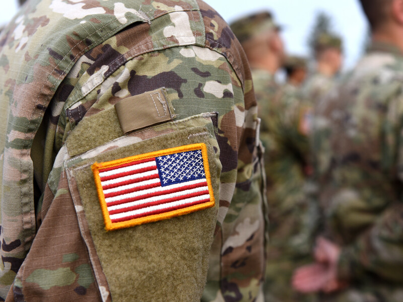 В США военного подозревают в передаче РФ секретной информации о танках, которые получает Украина