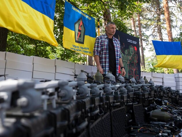 Кличко: Столична громада передала 5-й київській штурмовій бригаді велику партію дронів