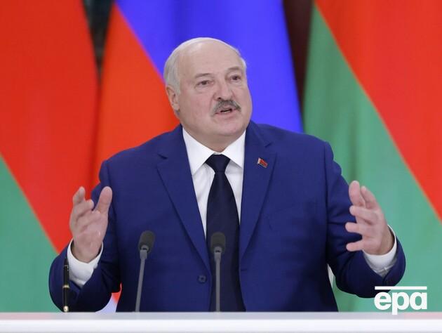 Лукашенко готовит армию к подавлению протестов и усилению контроля над белорусами – СВР
