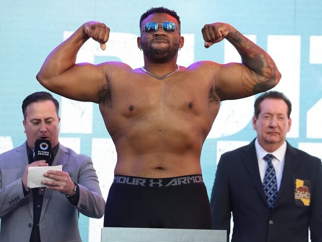 Боксер, якого обвинувачують у крадіжці автомобіля, кинув виклик Усику