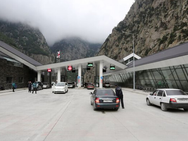 Украинцы, голодавшие на границе РФ и Грузии, прекратили протест – МИД