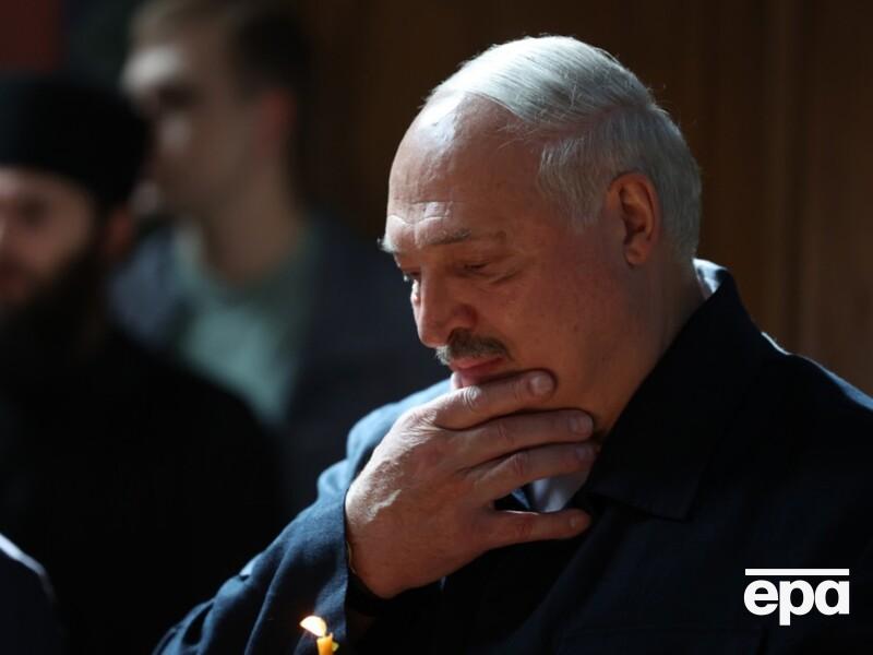 Лукашенко заявив, що війська РФ у лютому 2022 року просто поверталися додому через Київ