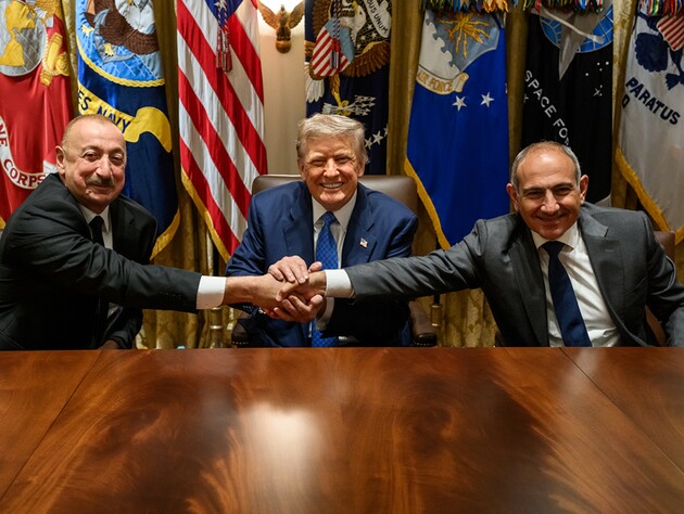 Армения и Азербайджан подписали в США соглашение о мире между странами