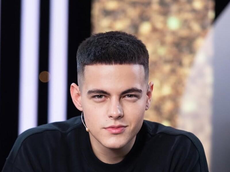 На концерте Волканова агрессивную зрительницу пришлось выводить охране. Что произошло